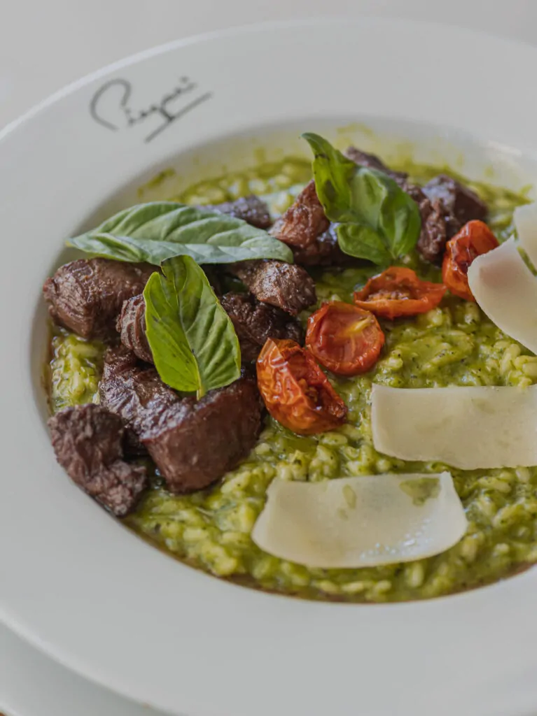Risotto al pesto con entraña